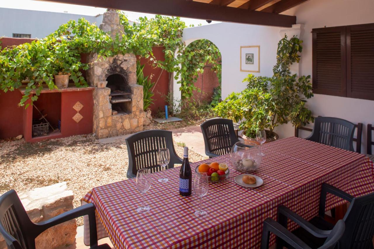 Can Moya Sant Ferran de Ses Roques Exterior photo